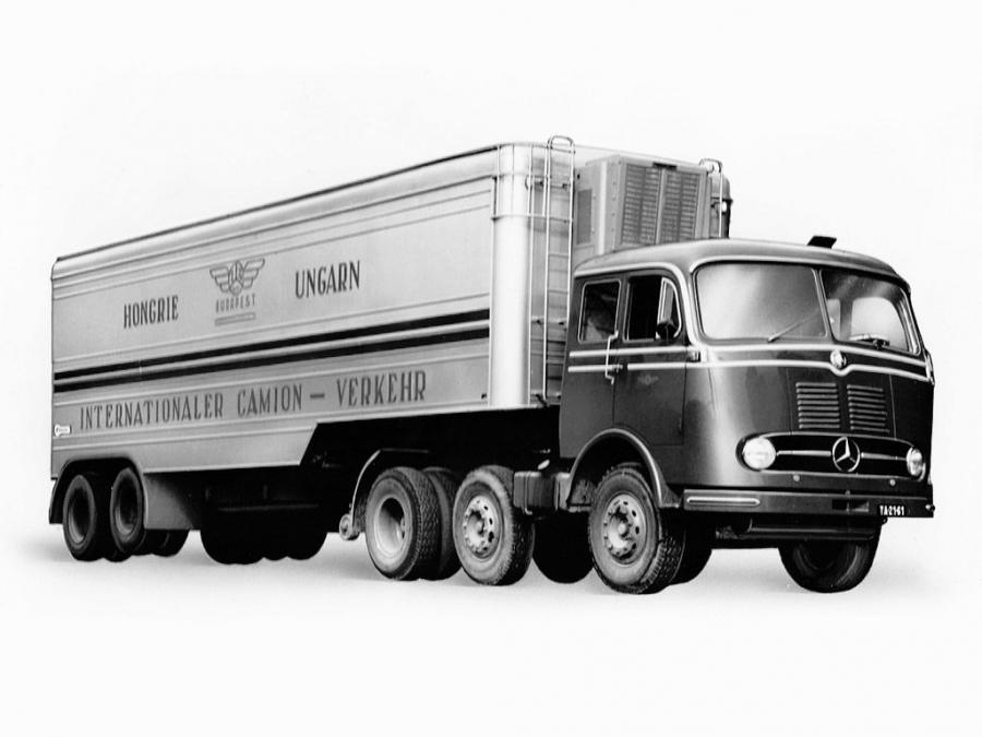  Mercedes-Benz LPS33 1958 года  (фото 3 из 3)